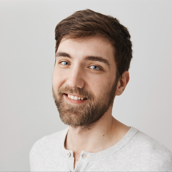 Ποιοι είμαστε